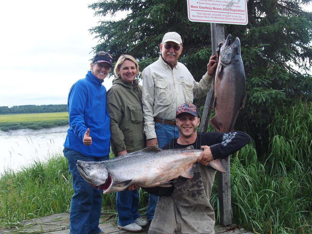 Salmon Catcher Lodge เคนาย ภายนอก รูปภาพ